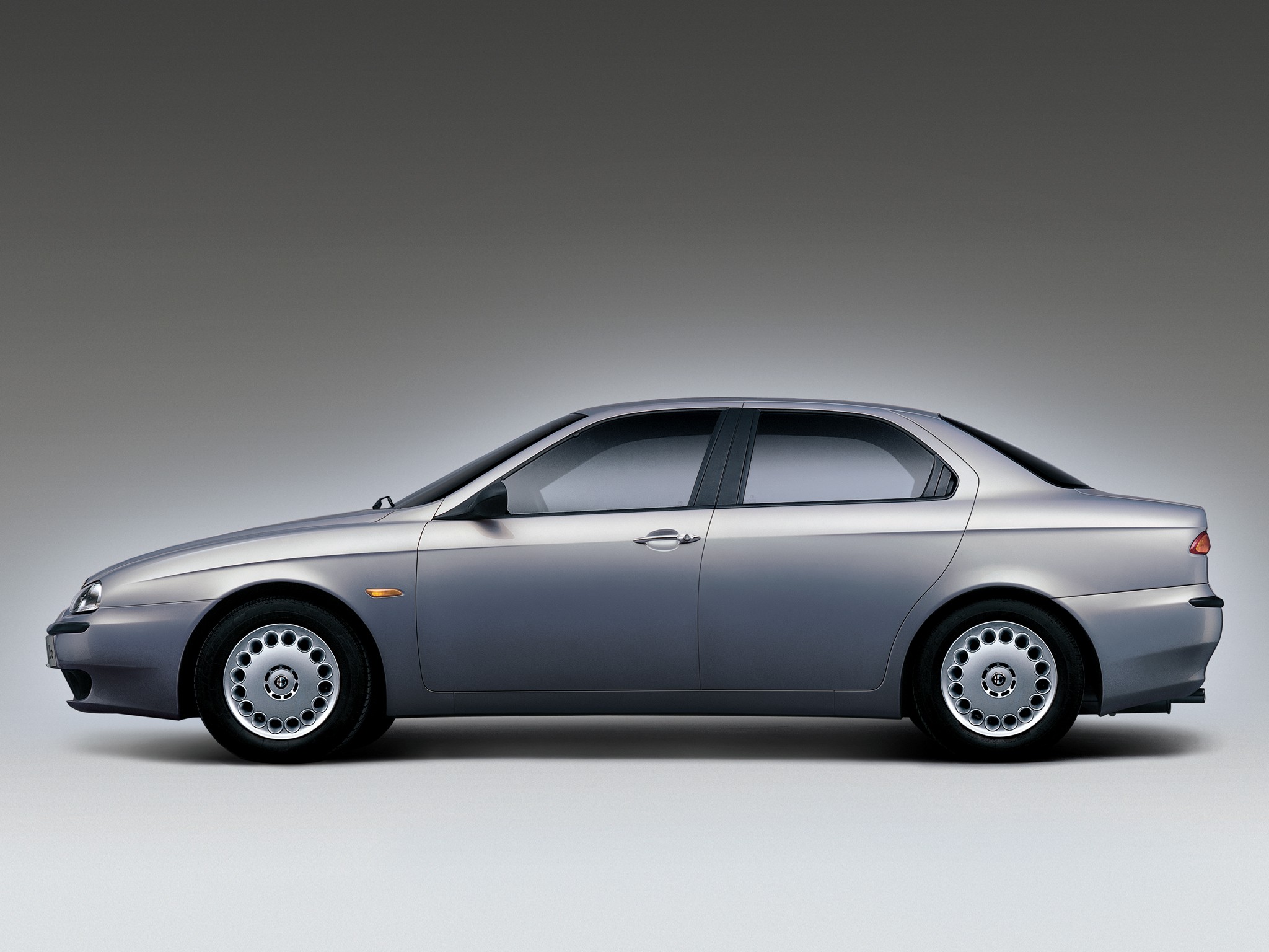 Alfa Romeo 156 photo 26