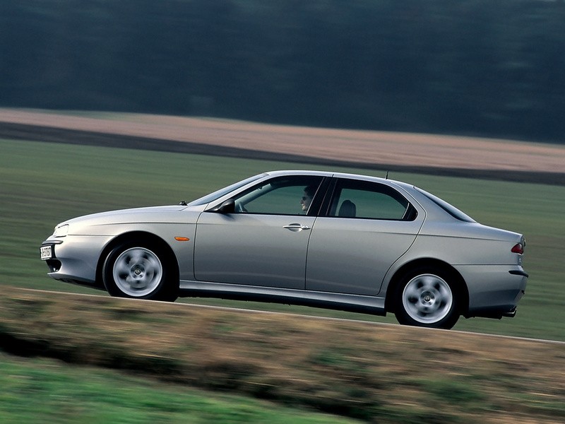 Alfa Romeo 156 photo 29