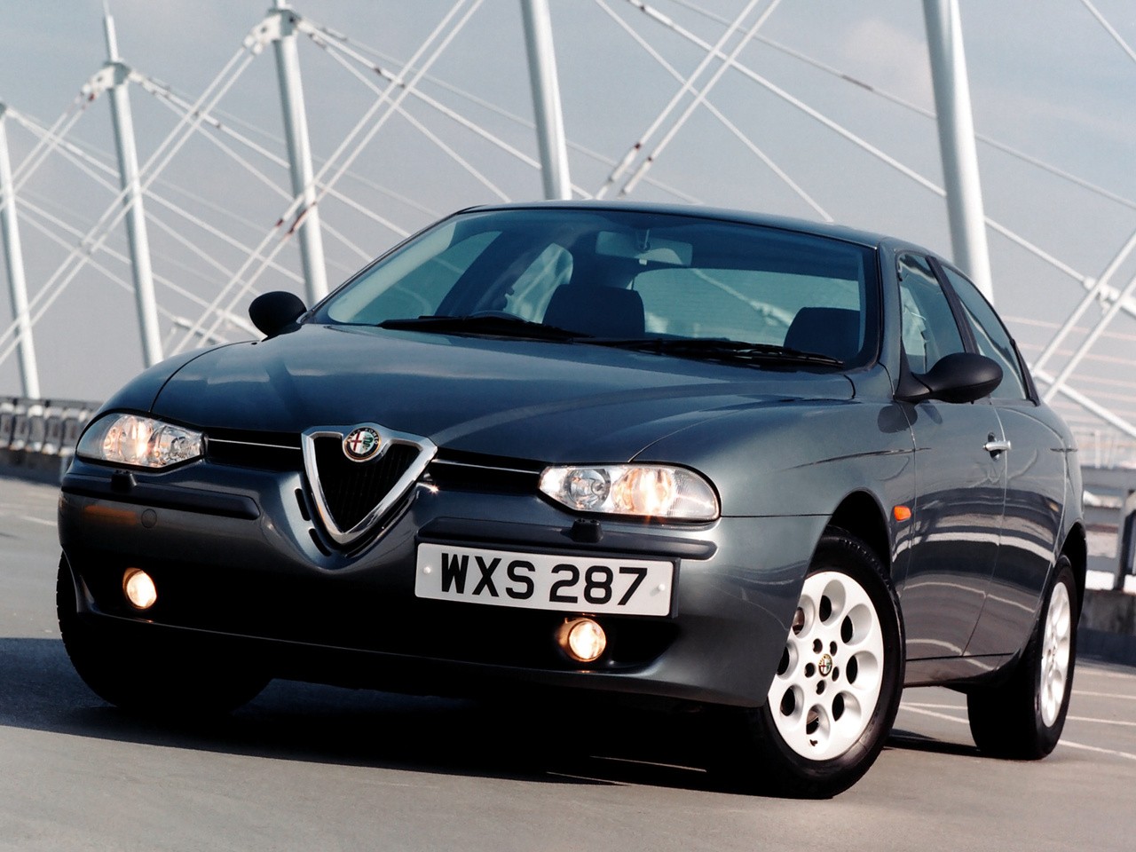 Alfa Romeo 156 photo 33