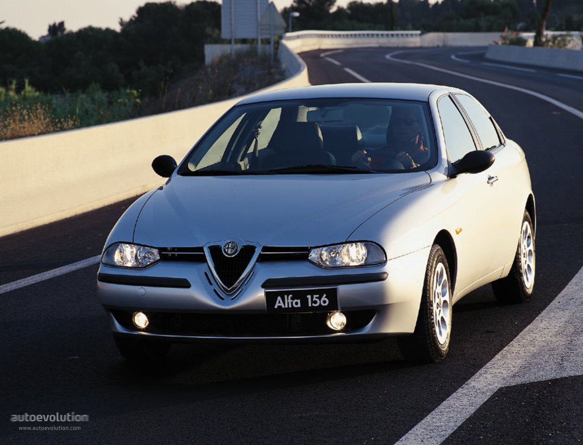 Alfa Romeo 156 photo 7