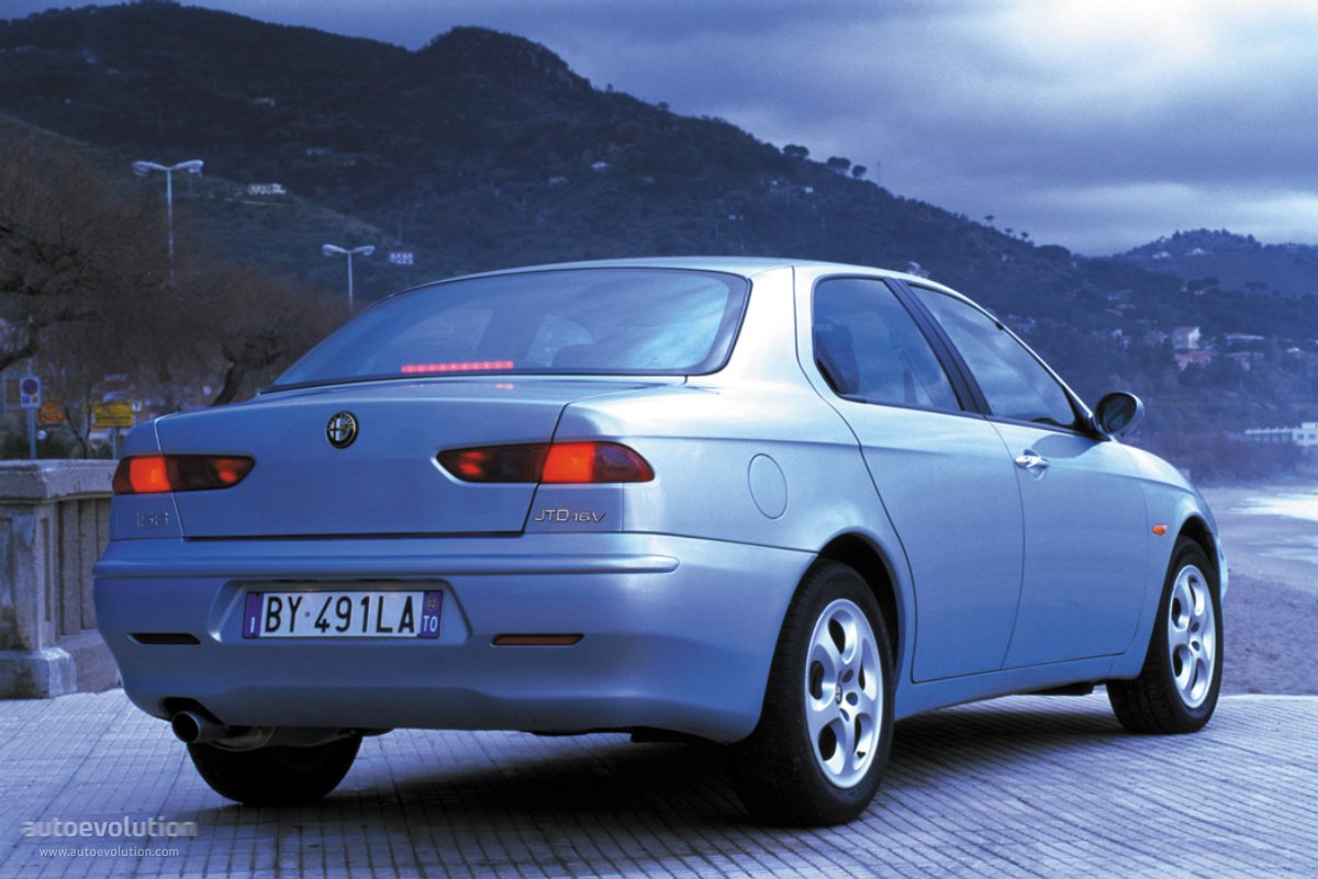 Alfa Romeo 156 photo 9
