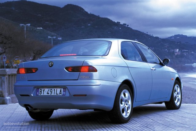 Alfa Romeo 156 photo 9