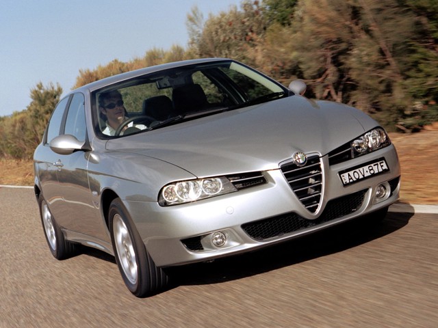 Alfa Romeo 156 photo 11