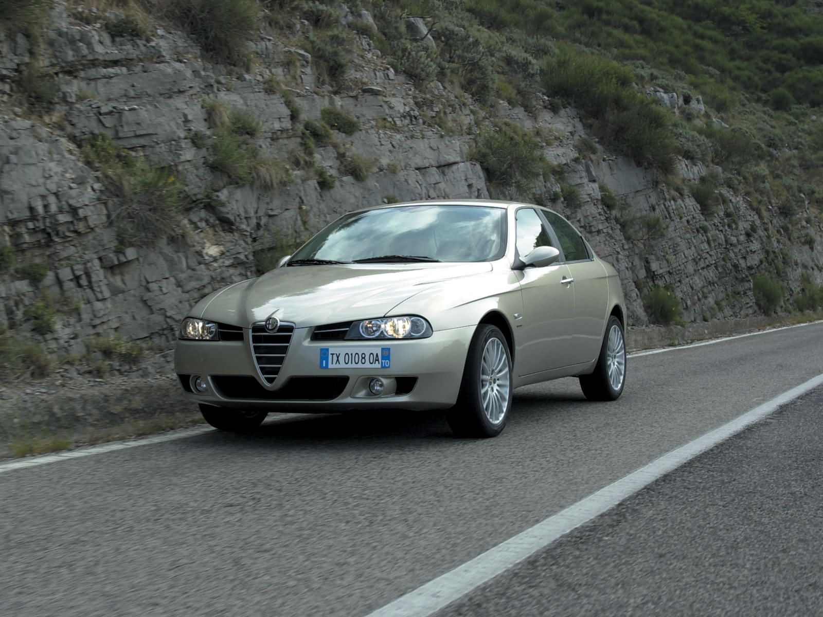 Alfa Romeo 156 photo 16