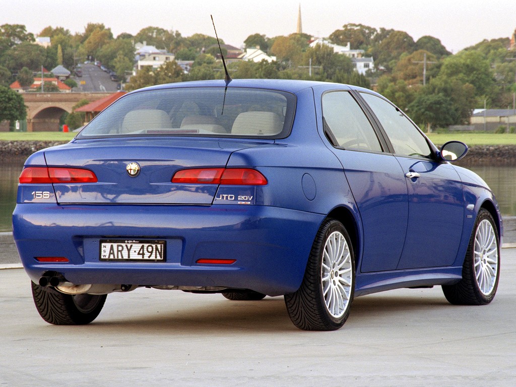 Alfa Romeo 156 photo 21