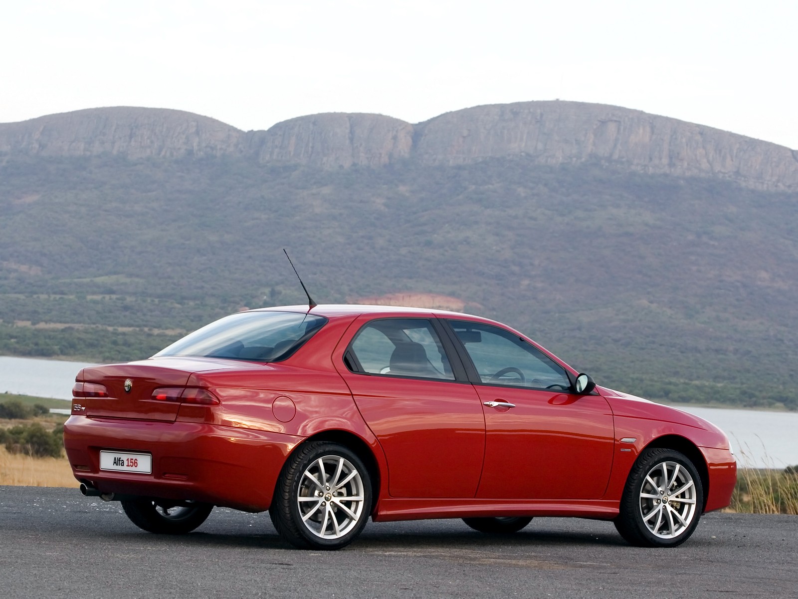 Alfa Romeo 156 photo 26