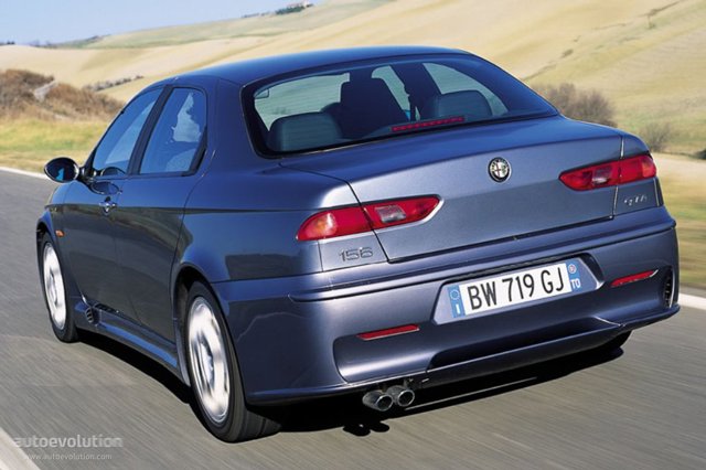 Alfa Romeo 156 foto 2
