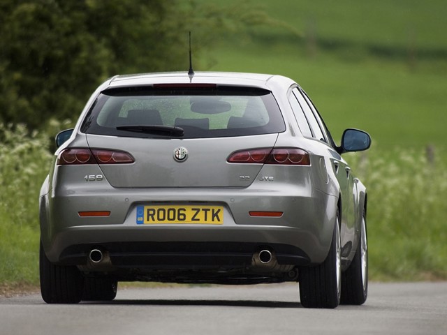 Alfa Romeo 159 Sportwagon photo 17