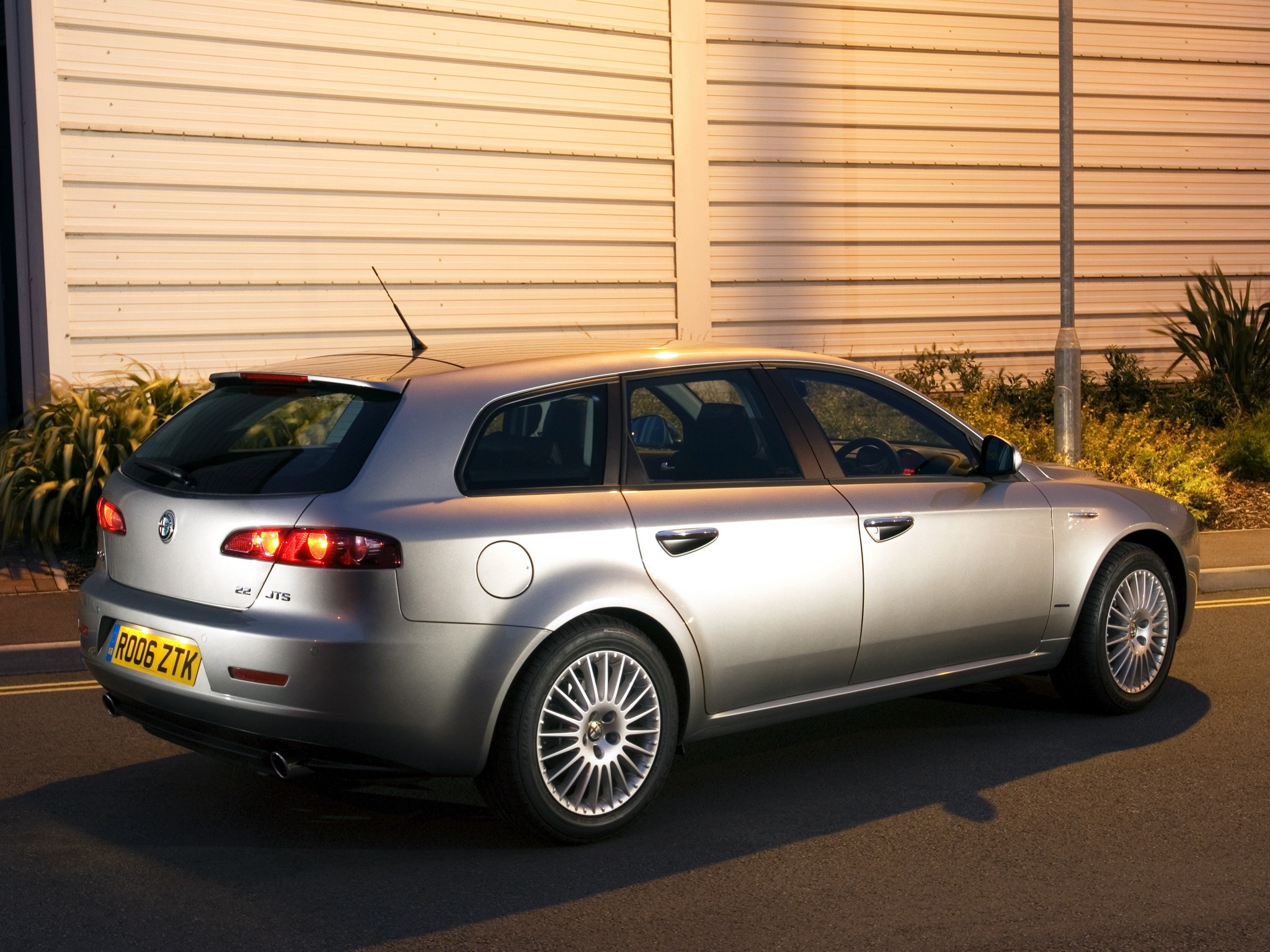 Alfa Romeo 159 Sportwagon photo 21