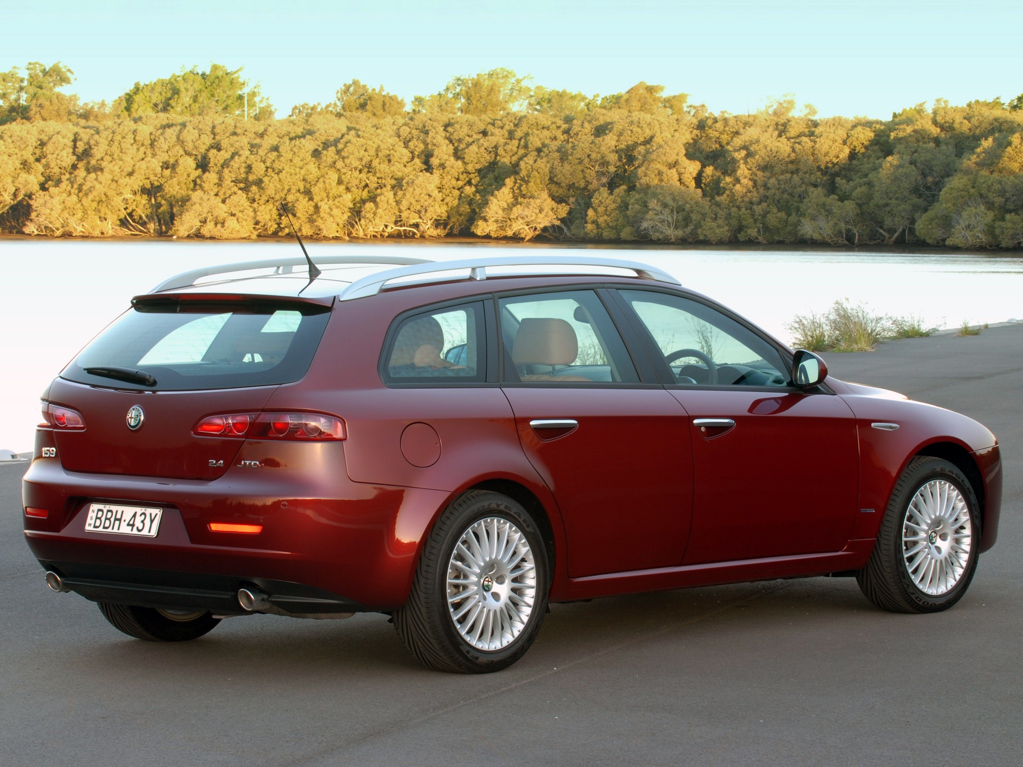 Alfa Romeo 159 Sportwagon photo 26