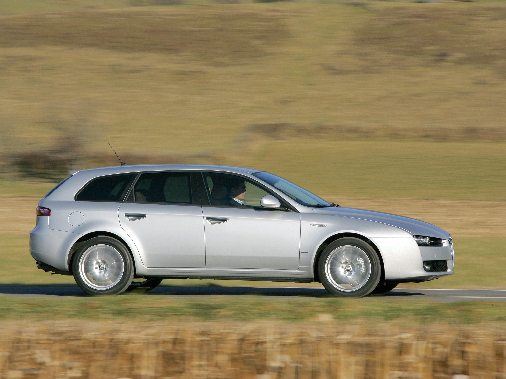 Alfa Romeo 159 Sportwagon photo 34