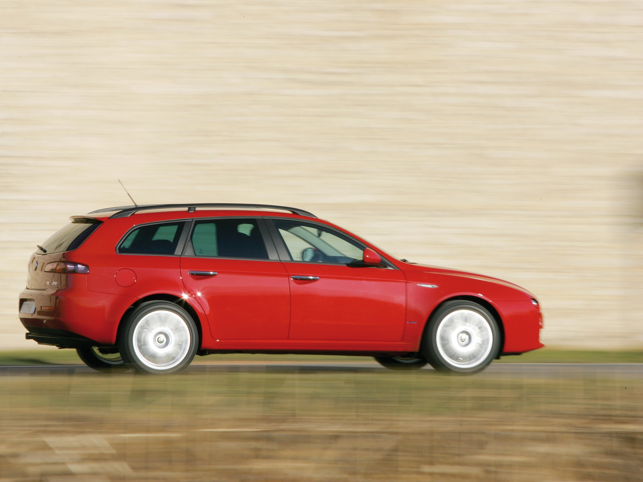 Alfa Romeo 159 Sportwagon photo 35