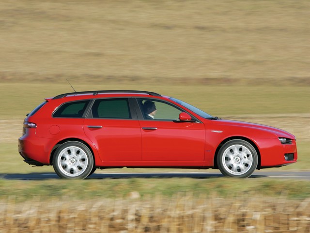 Alfa Romeo 159 Sportwagon photo 36