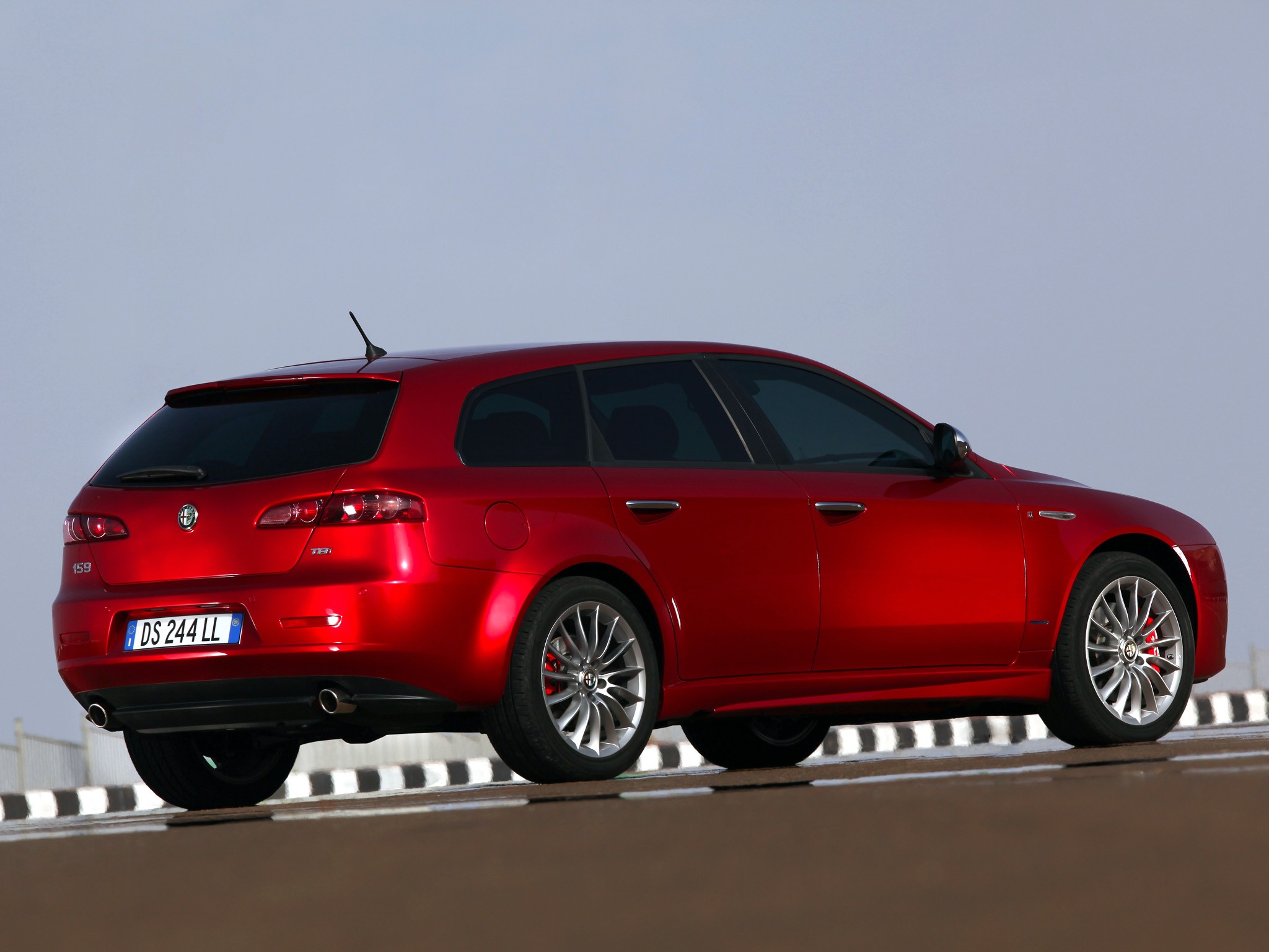 Alfa Romeo 159 Sportwagon photo 63