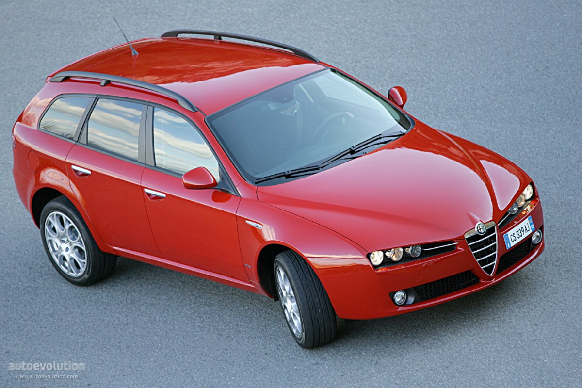 Alfa Romeo 159 Sportwagon photo 2