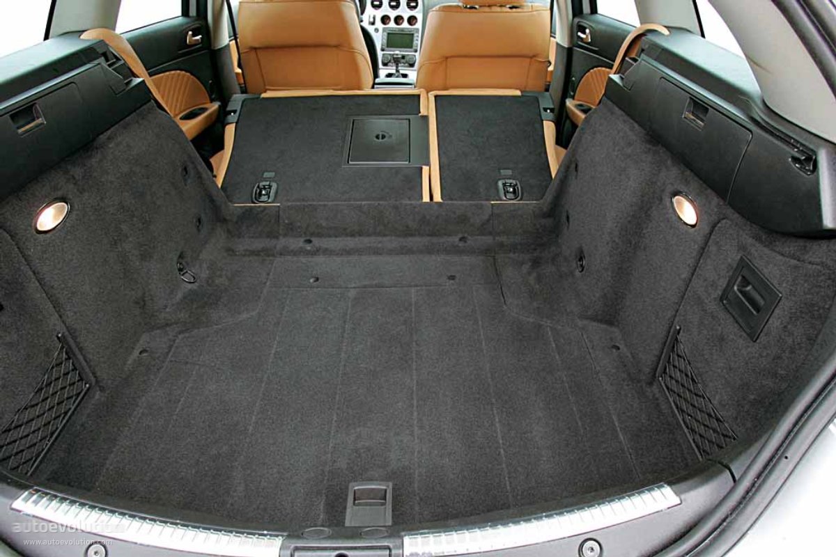 Alfa Romeo 159 Sportwagon photo 73