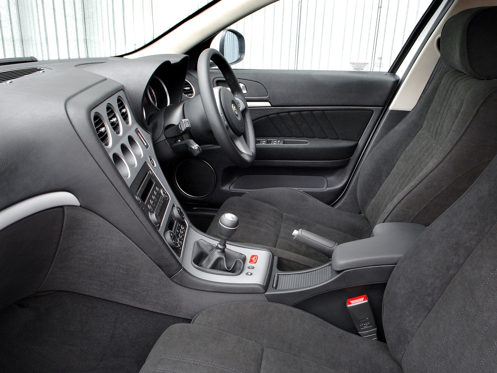 Alfa Romeo 159 photo 79