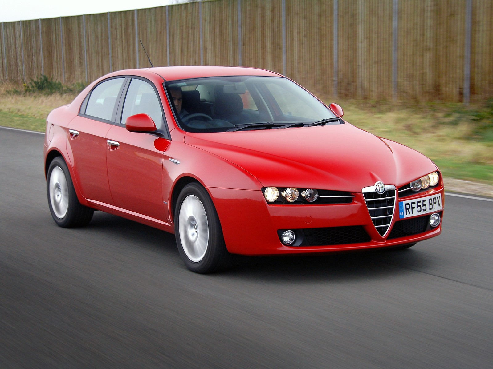 Alfa Romeo 159 photo 15