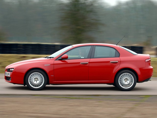 Alfa Romeo 159 foto 17