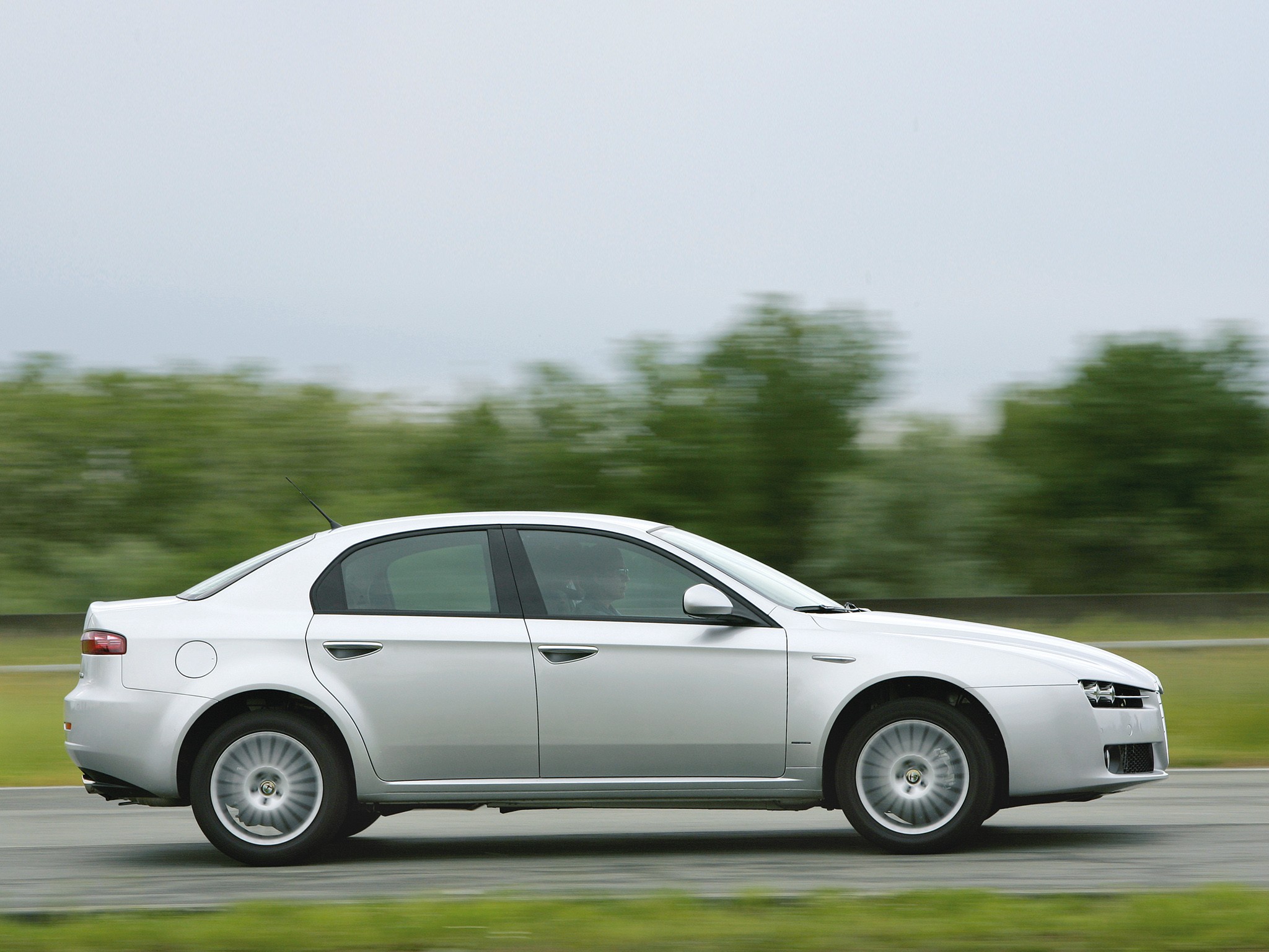 Alfa Romeo 159 photo 54