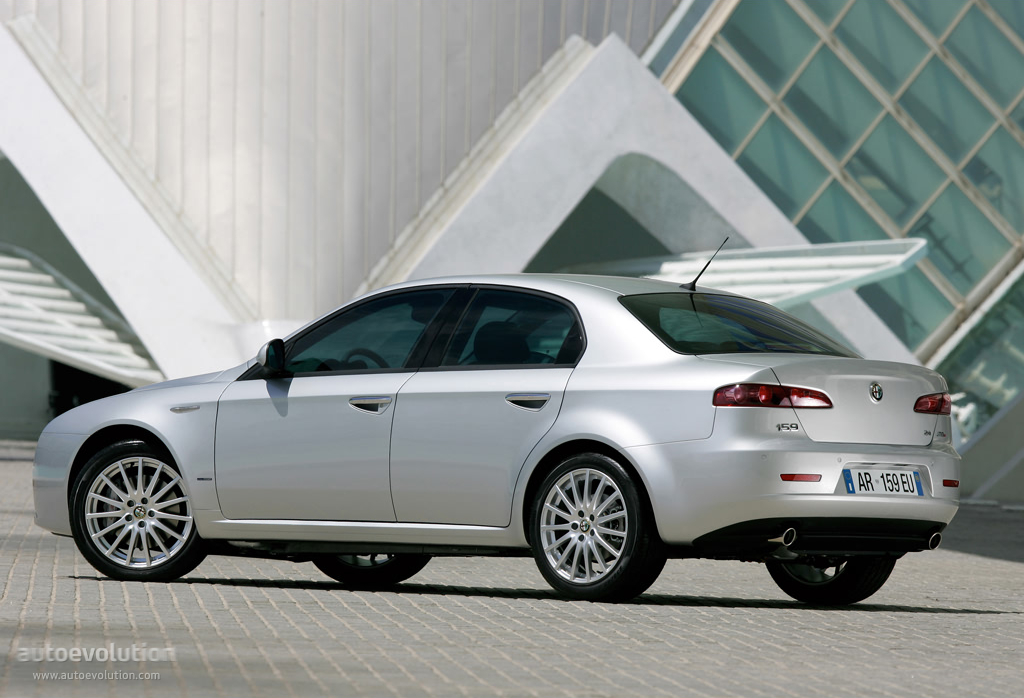 Alfa Romeo 159 photo 10