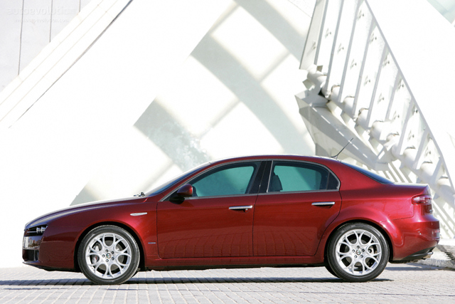 Alfa Romeo 159 foto 2