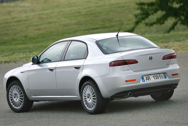 Alfa Romeo 159 foto 6