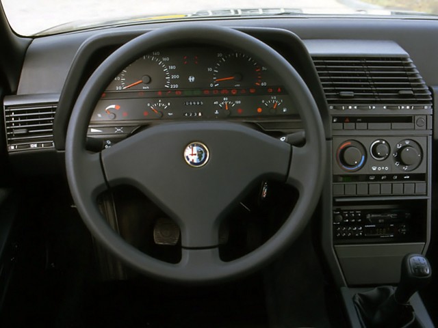 Alfa Romeo 164 photo 73