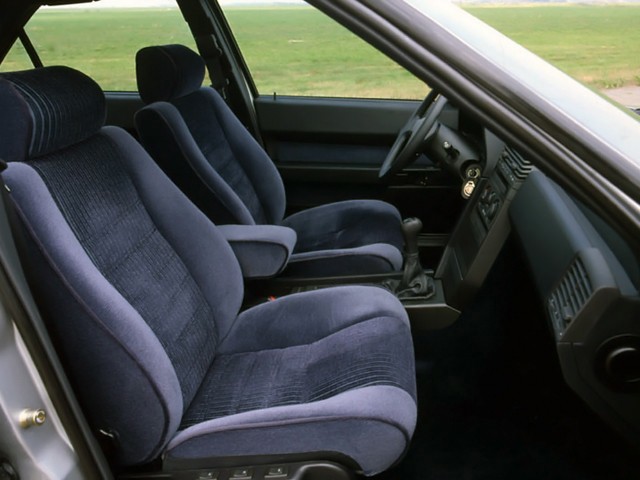 Alfa Romeo 164 foto 74