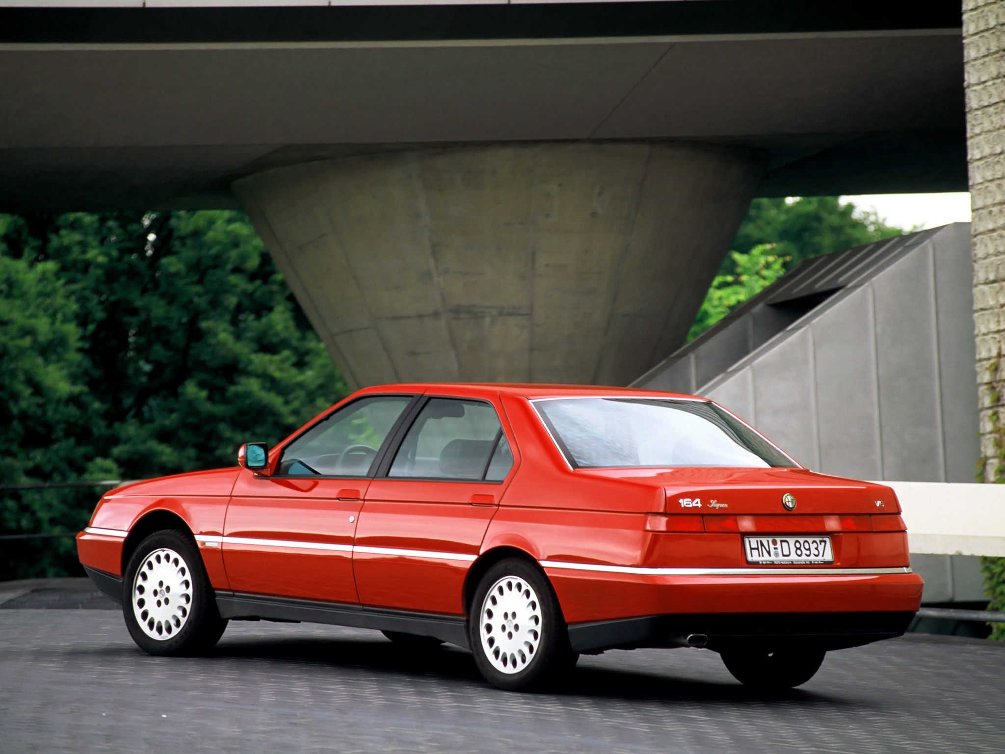 Alfa Romeo 164 photo 27