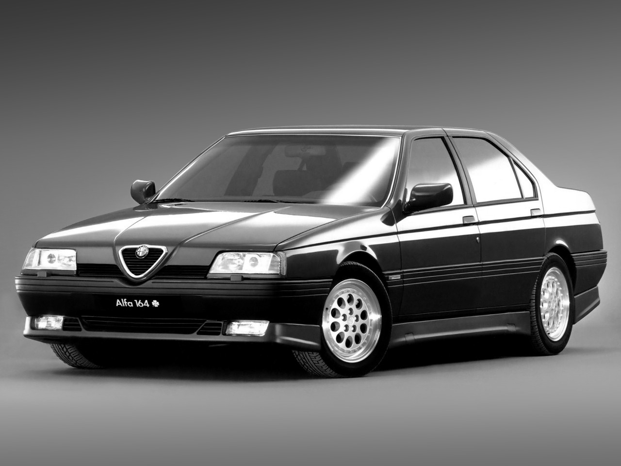 Alfa Romeo 164 photo 30