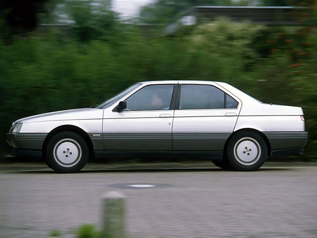 Alfa Romeo 164 foto 48