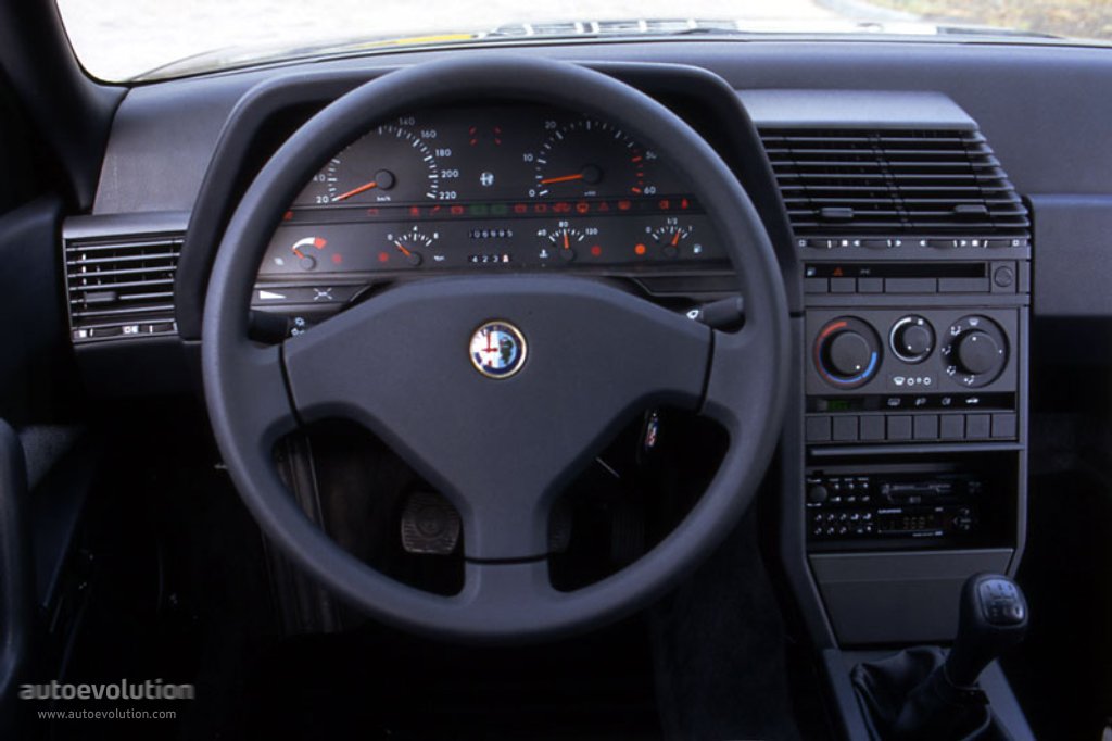 Alfa Romeo 164 photo 65
