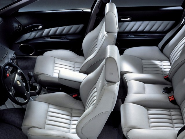 Alfa Romeo 166 Foto 46