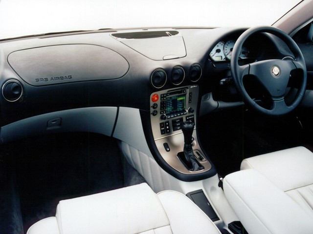 Alfa Romeo 166 Foto 47