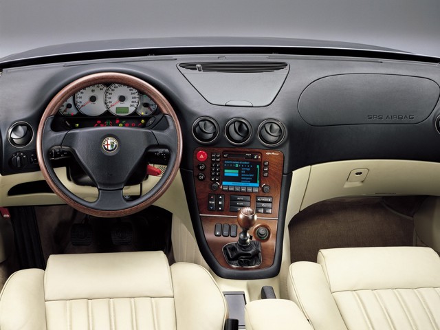 Alfa Romeo 166 Foto 48