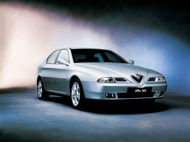 Alfa Romeo 166 Foto 18