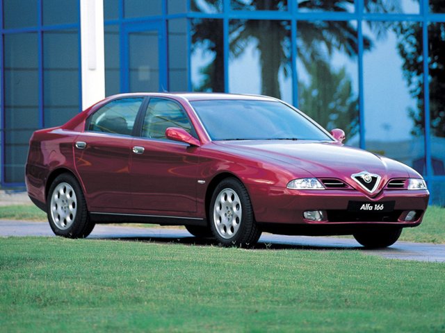 Alfa Romeo 166 Foto 21