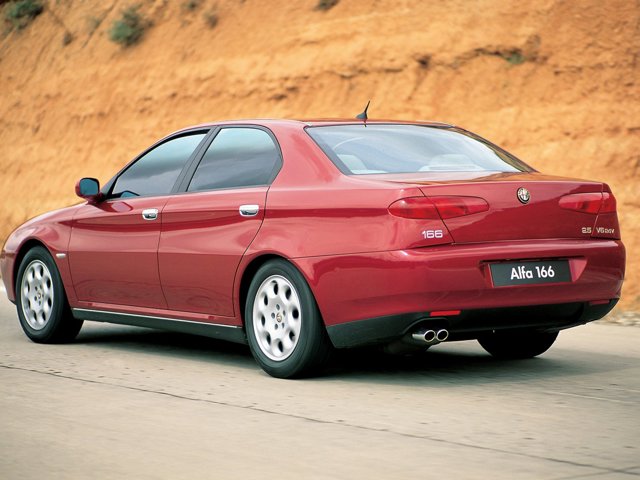 Alfa Romeo 166 Foto 23