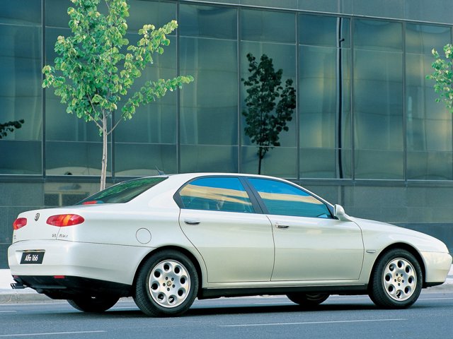Alfa Romeo 166 Foto 25