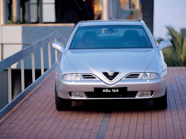 Alfa Romeo 166 Foto 26
