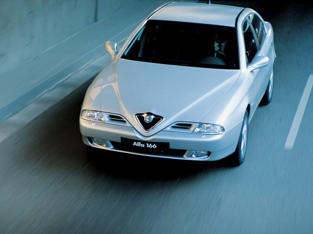 Alfa Romeo 166 Foto 29