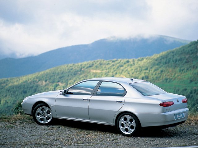 Alfa Romeo 166 Foto 31