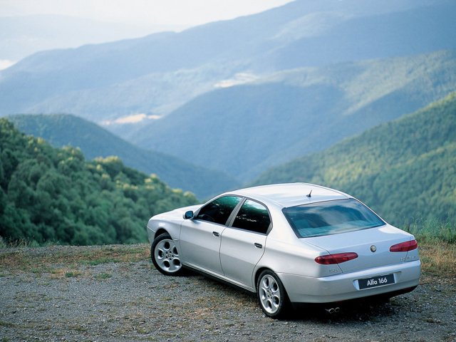 Alfa Romeo 166 Foto 33