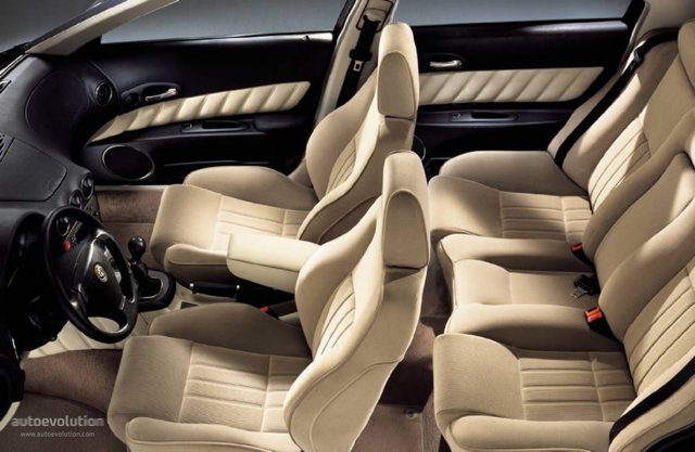 Alfa Romeo 166 Foto 45