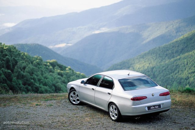 Alfa Romeo 166 Foto 3