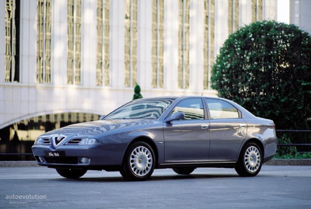 Alfa Romeo 166 Foto 7