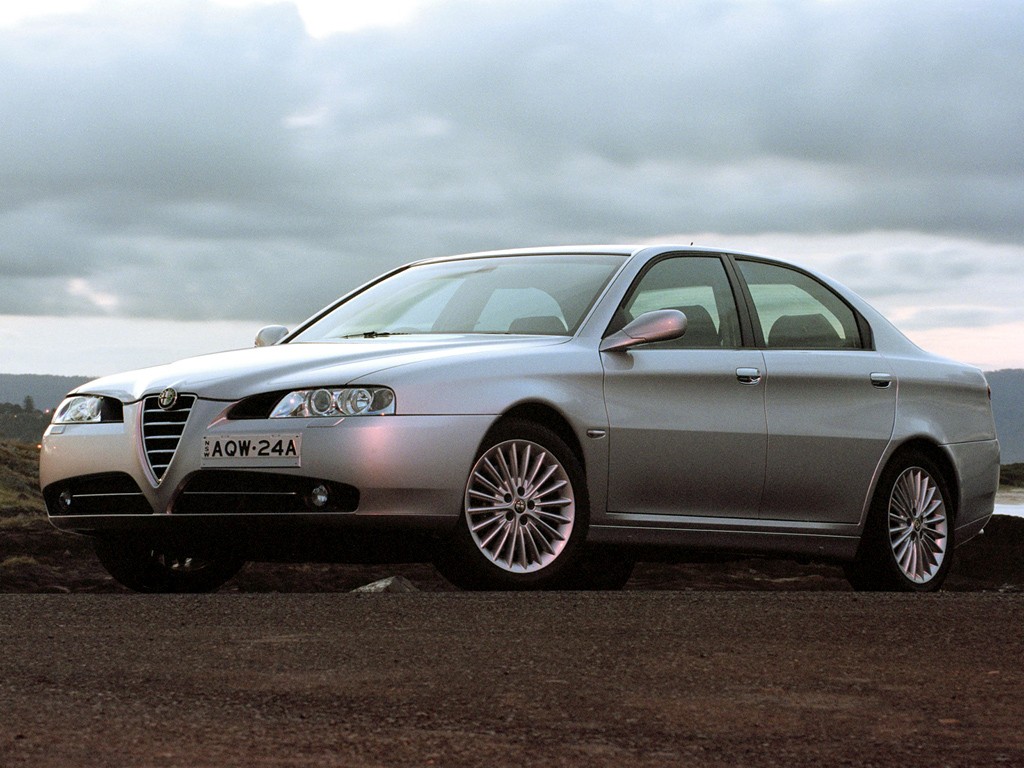 Alfa Romeo 166 photo 9