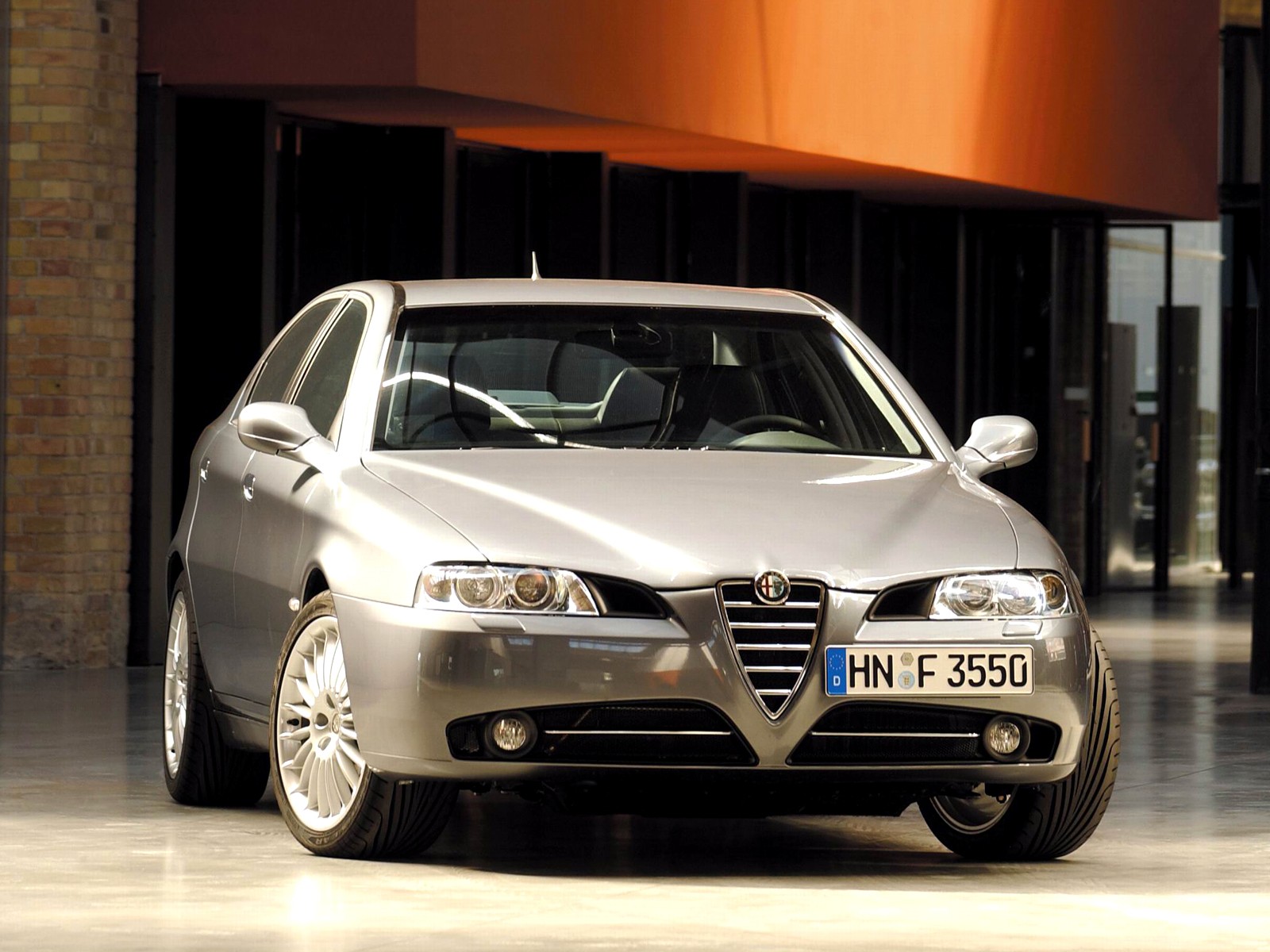 Alfa Romeo 166 photo 27