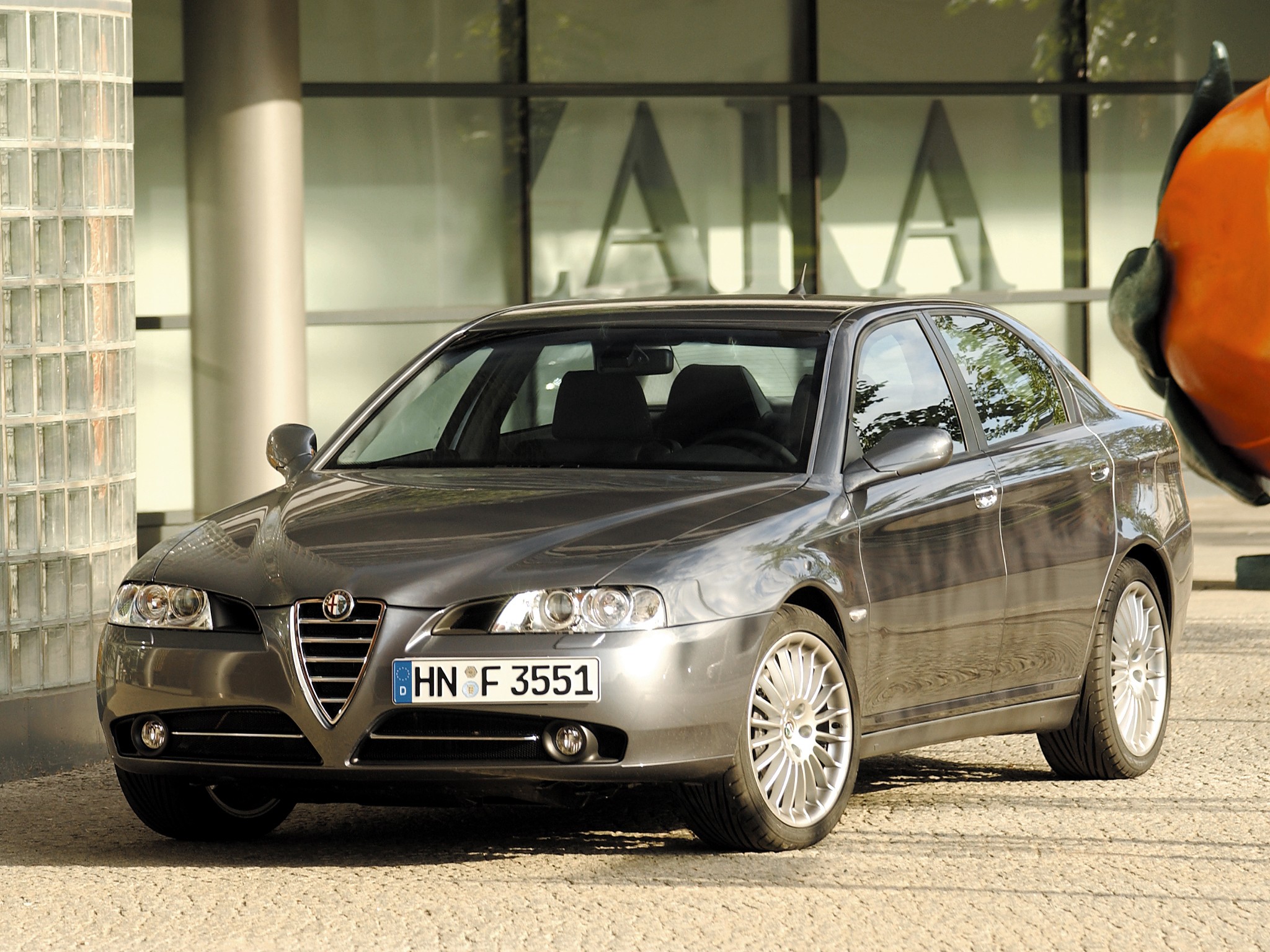Alfa Romeo 166 photo 49